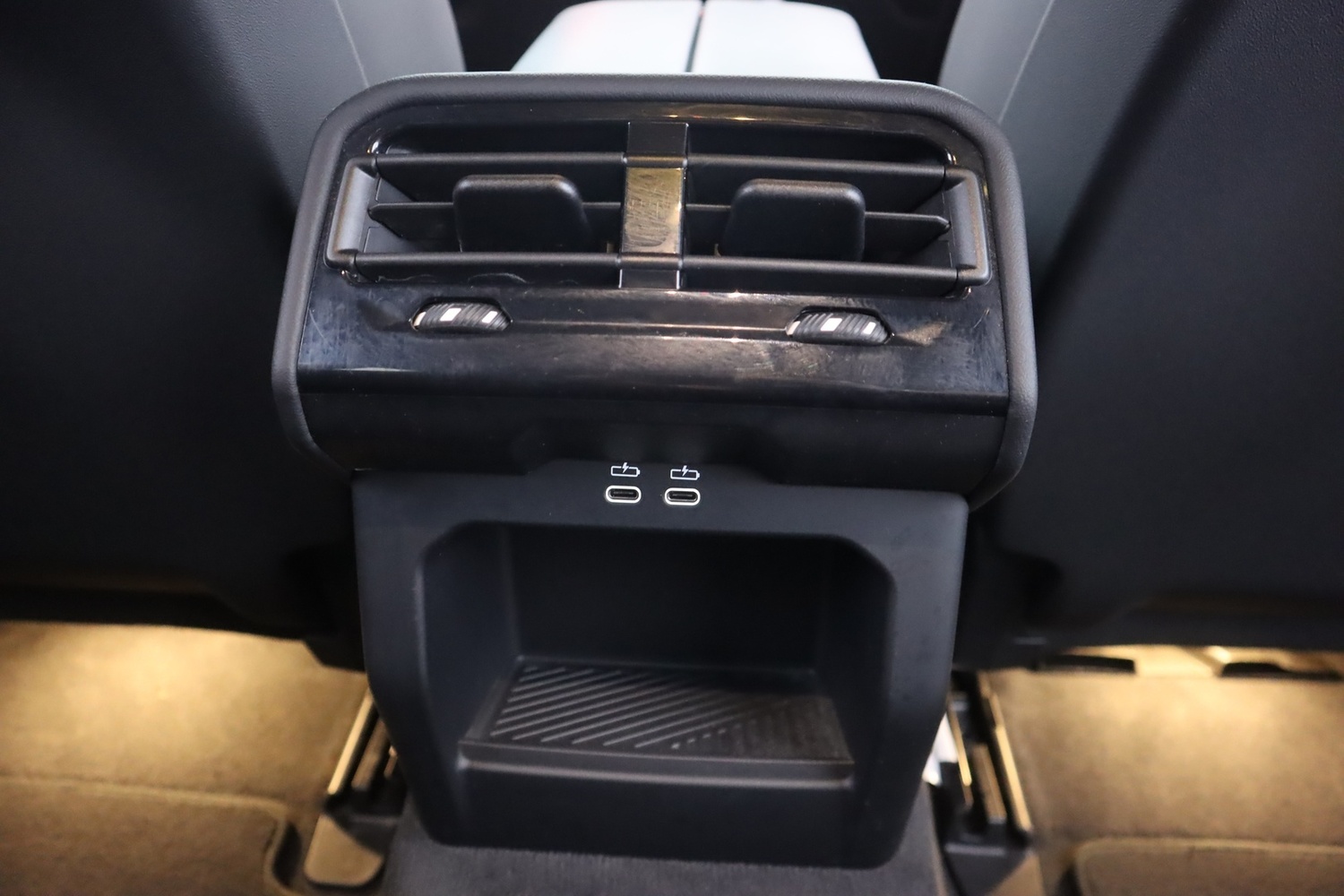 BMW i5 vaihtoauto