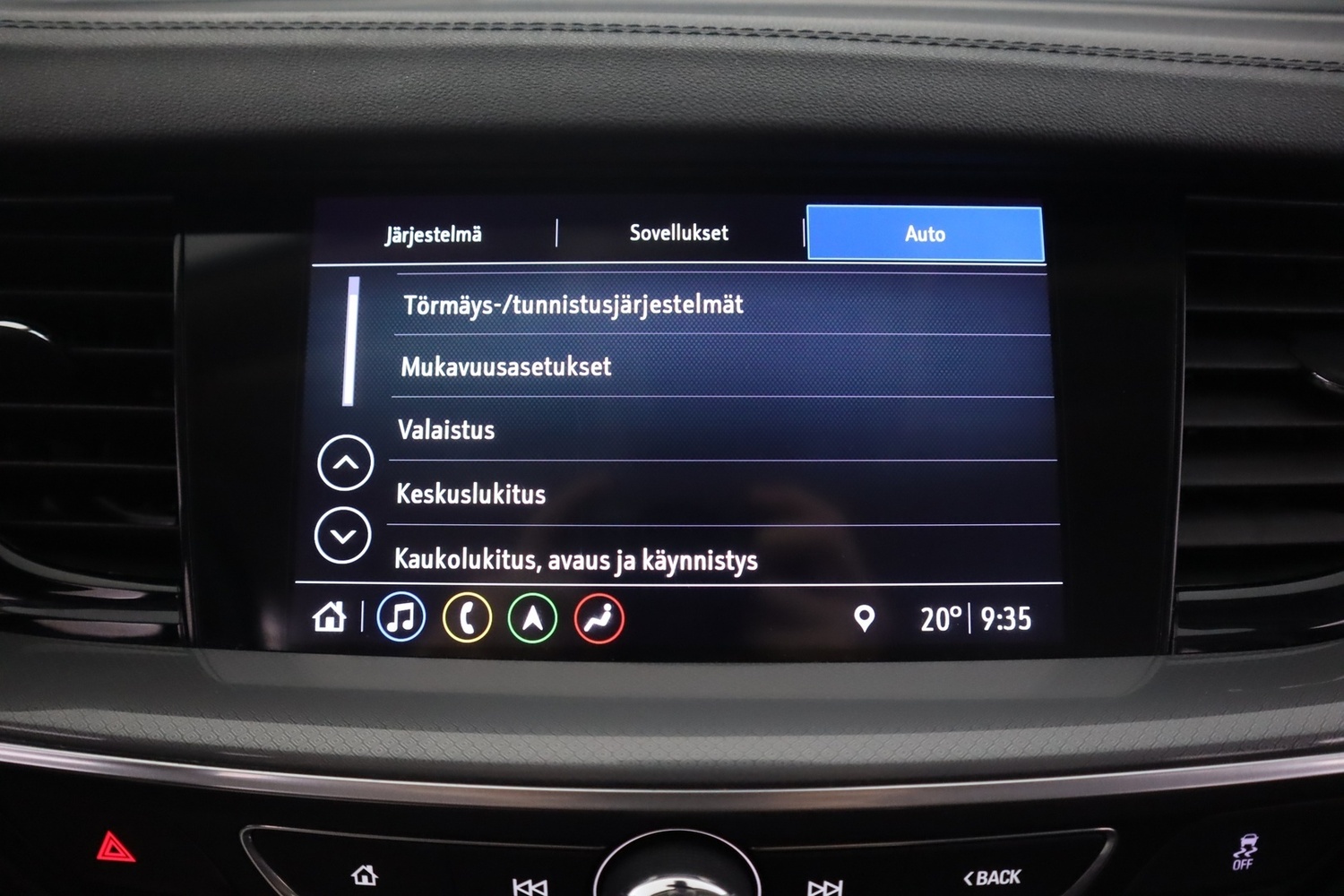 Opel Insignia vaihtoauto
