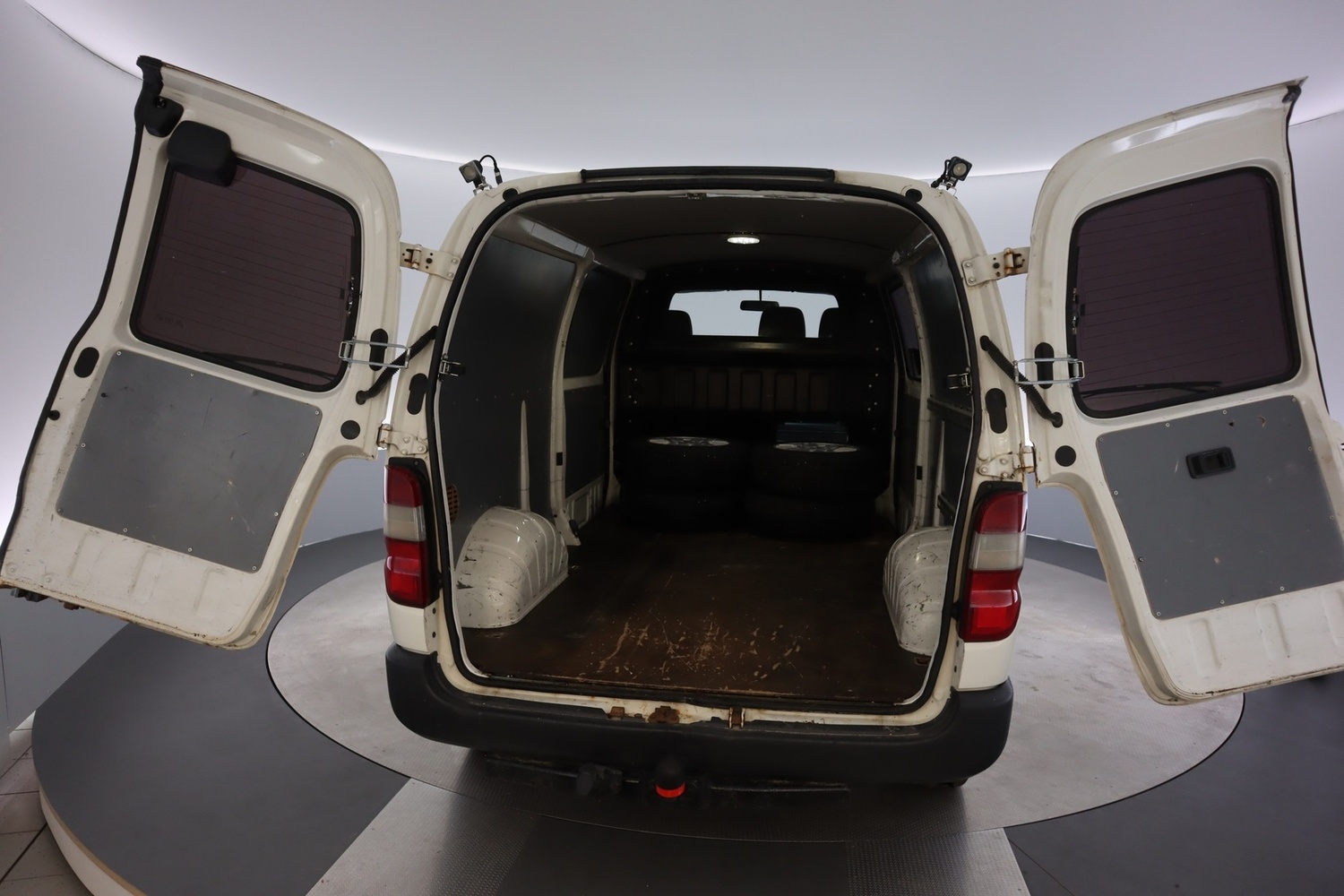 Toyota Hiace vaihtoauto