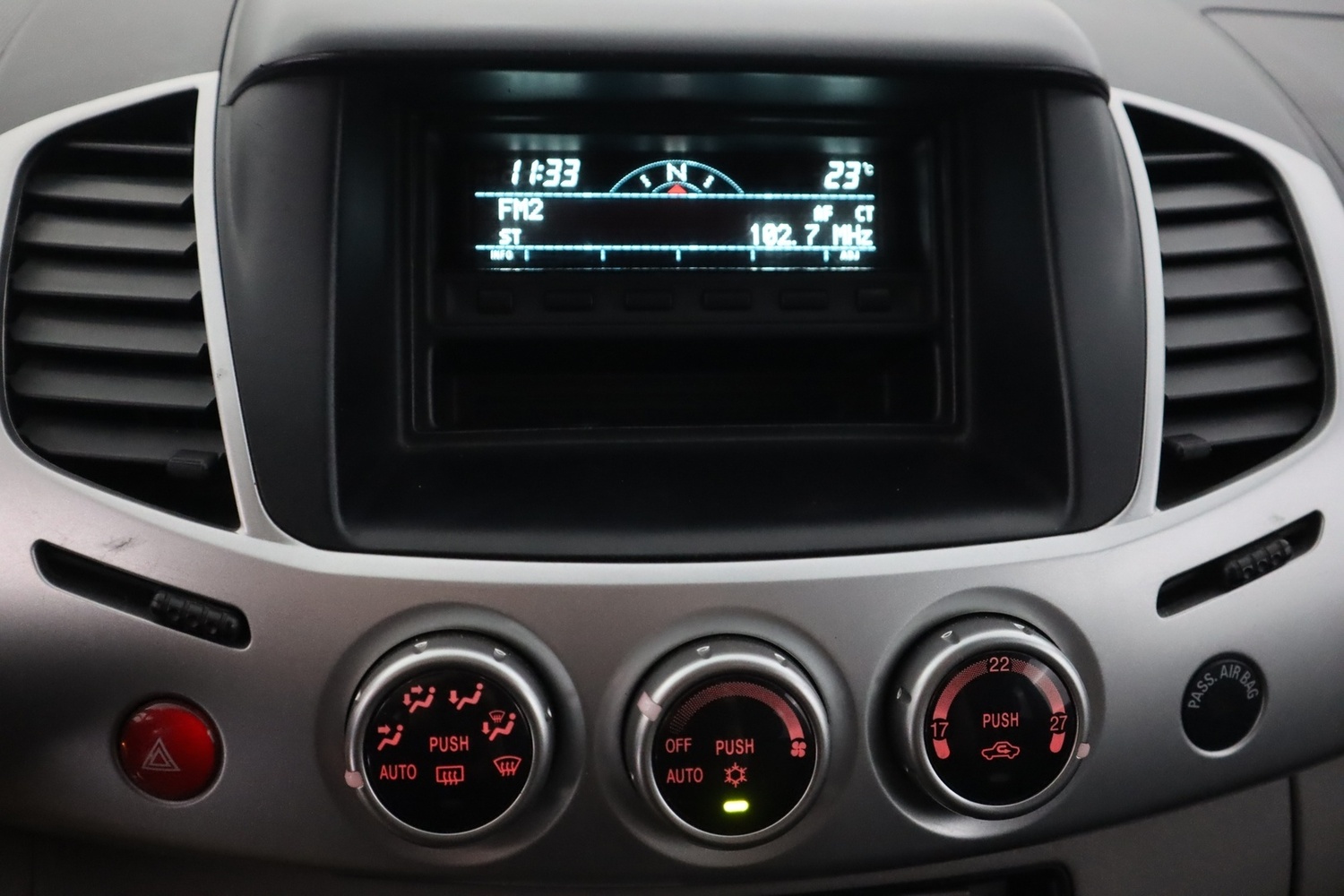 Mitsubishi L200 vaihtoauto