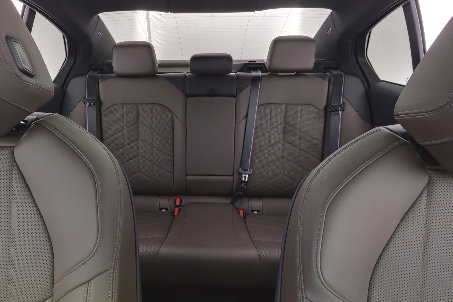 BMW i5 vaihtoauto