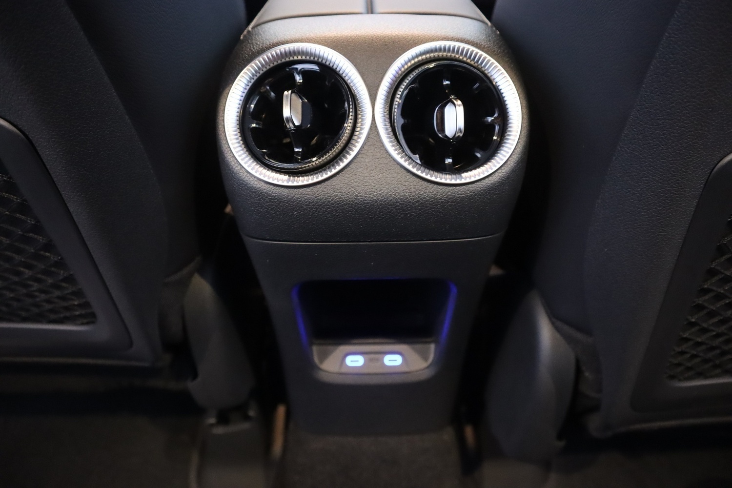 Mercedes-Benz GLB vaihtoauto