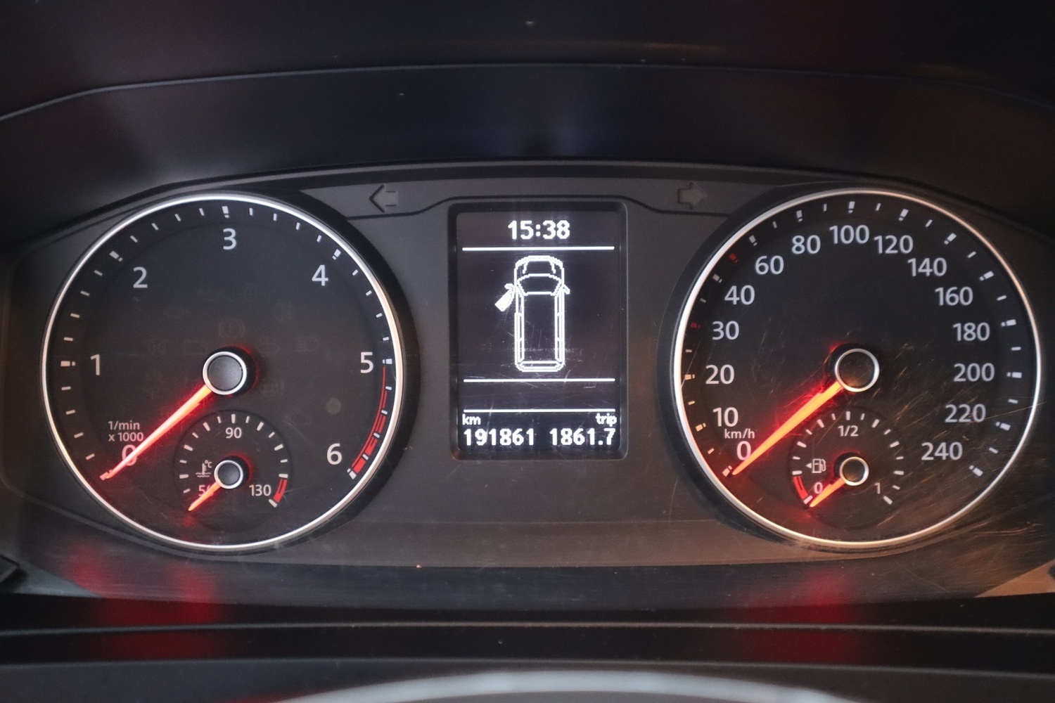 Volkswagen Caravelle vaihtoauto