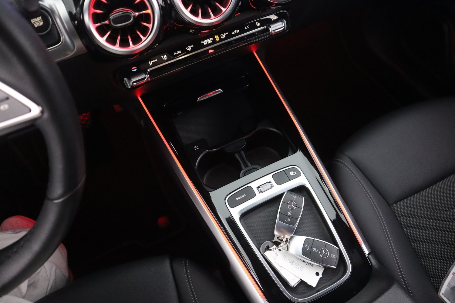 Mercedes-Benz EQB vaihtoauto