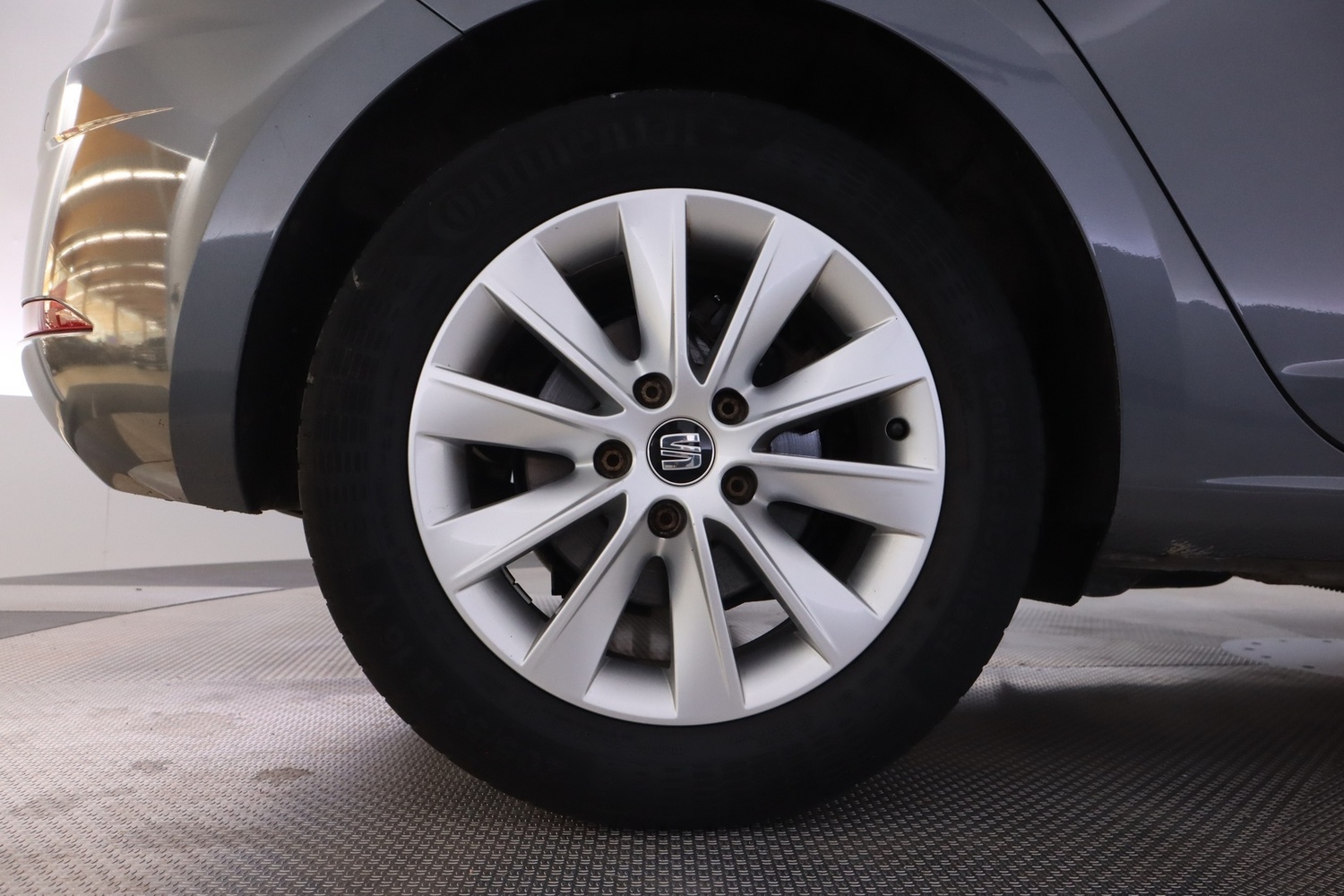 SEAT Leon vaihtoauto