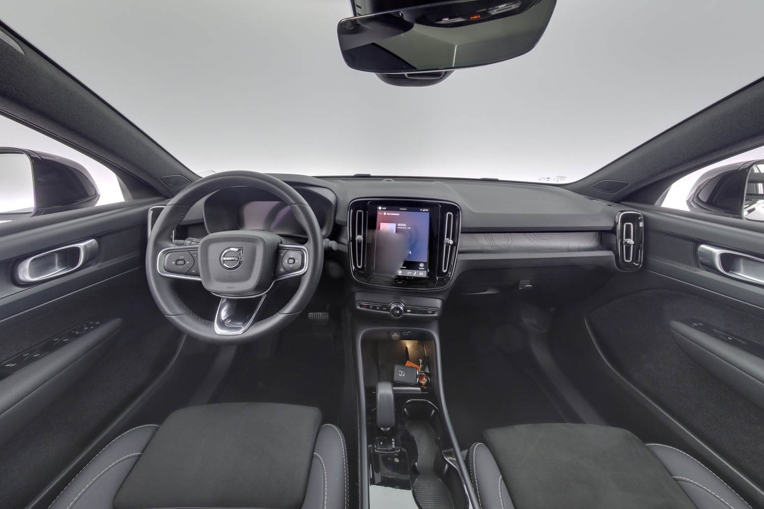 Volvo C40 vaihtoauto