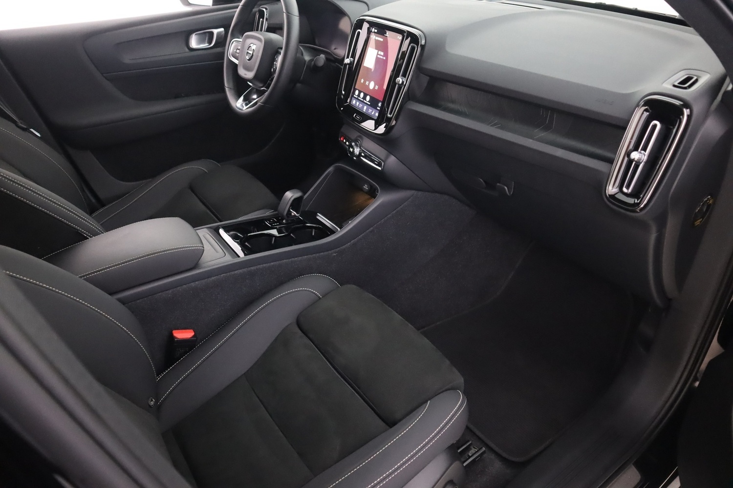 Volvo C40 vaihtoauto