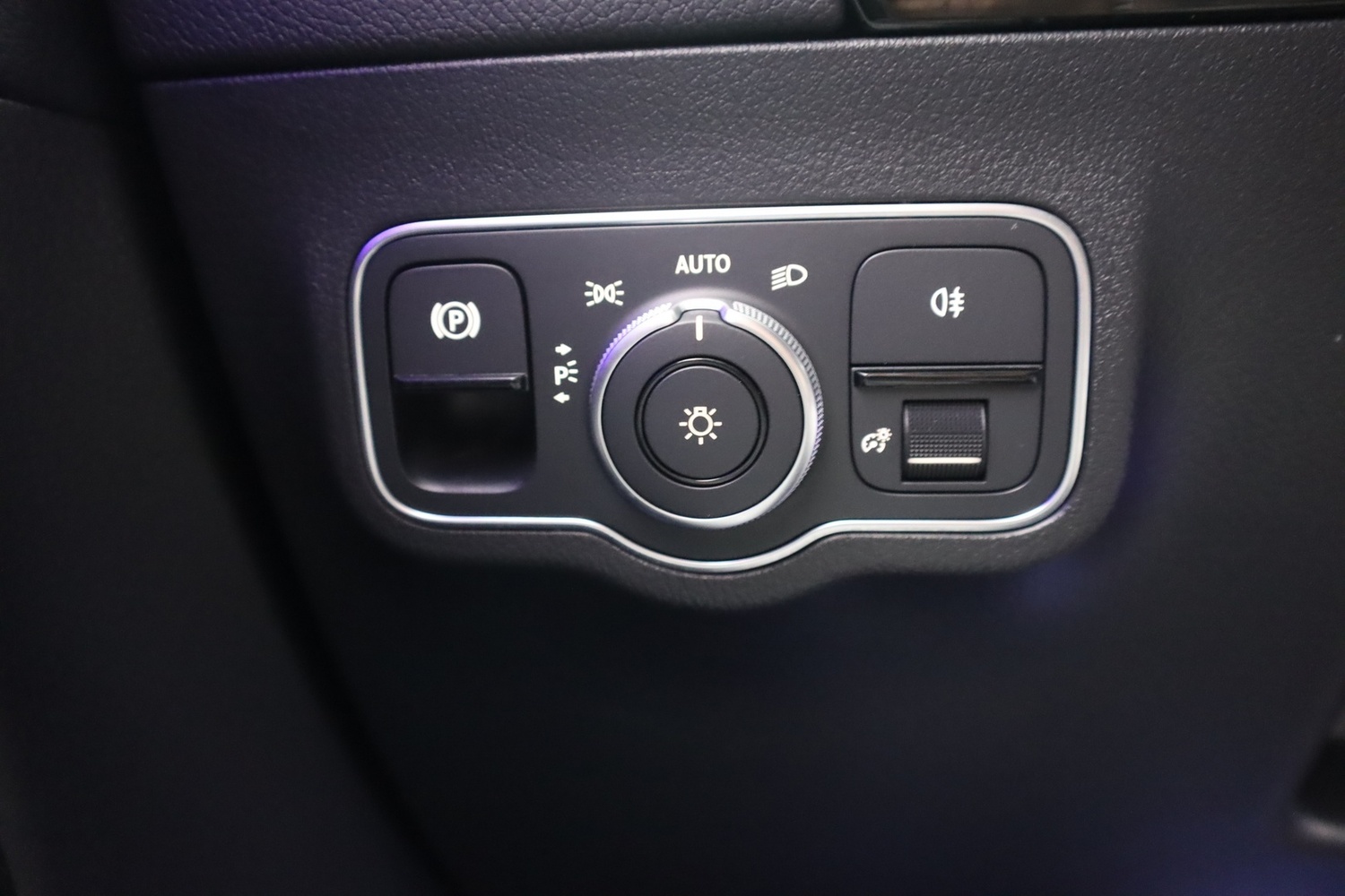 Mercedes-Benz EQA vaihtoauto
