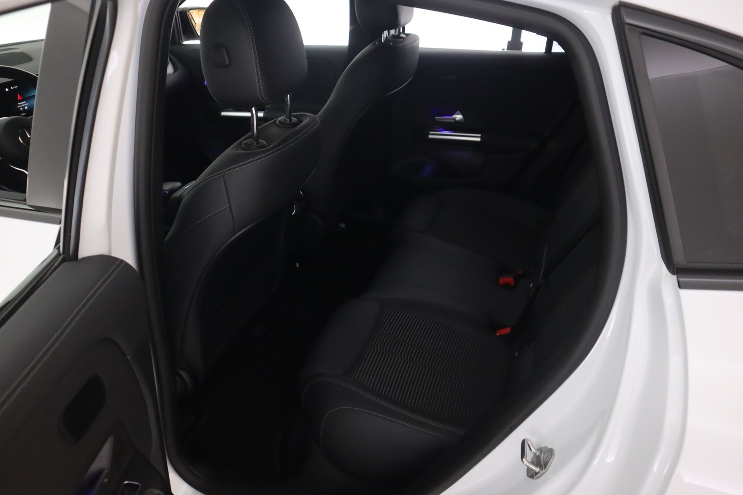 Mercedes-Benz EQA vaihtoauto