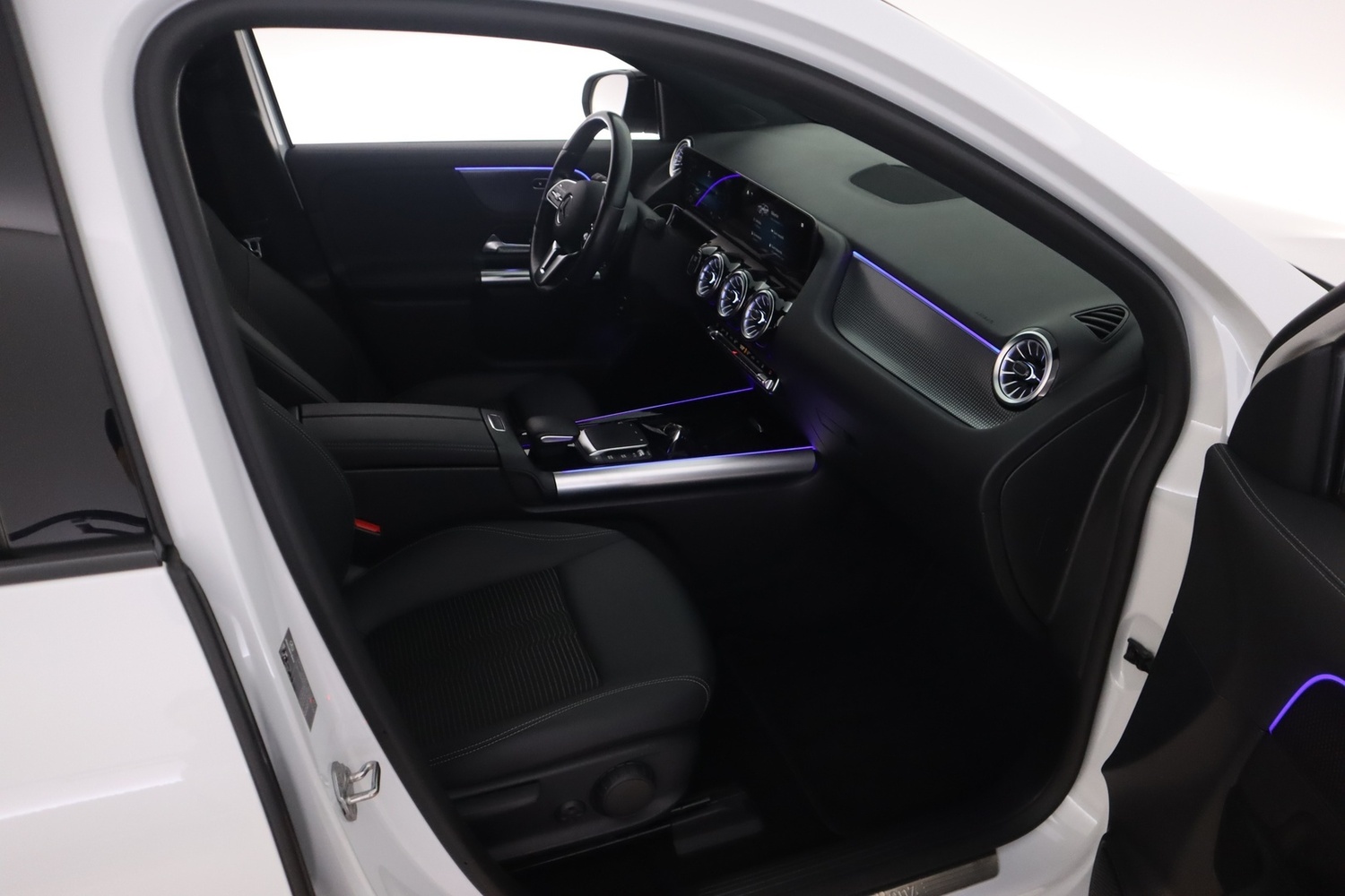 Mercedes-Benz EQA vaihtoauto