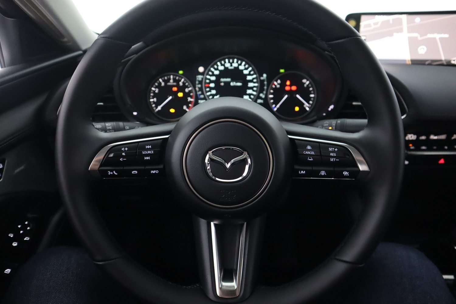 Mazda 3 vaihtoauto