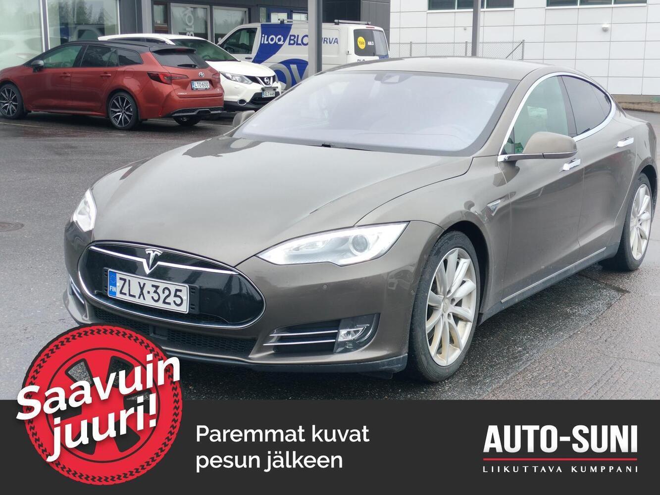 Tesla Model S vaihtoauto