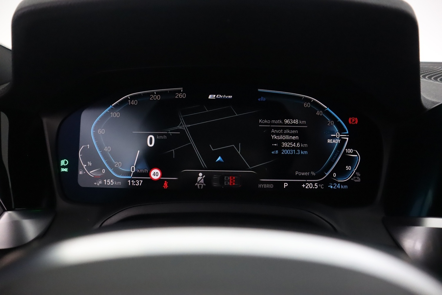 BMW 330 vaihtoauto