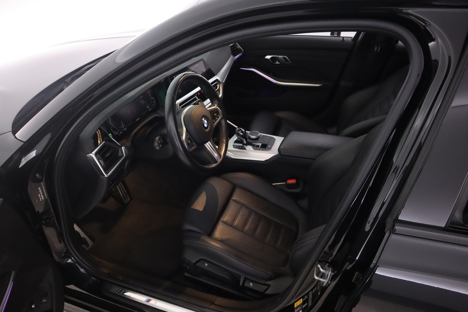 BMW 330 vaihtoauto
