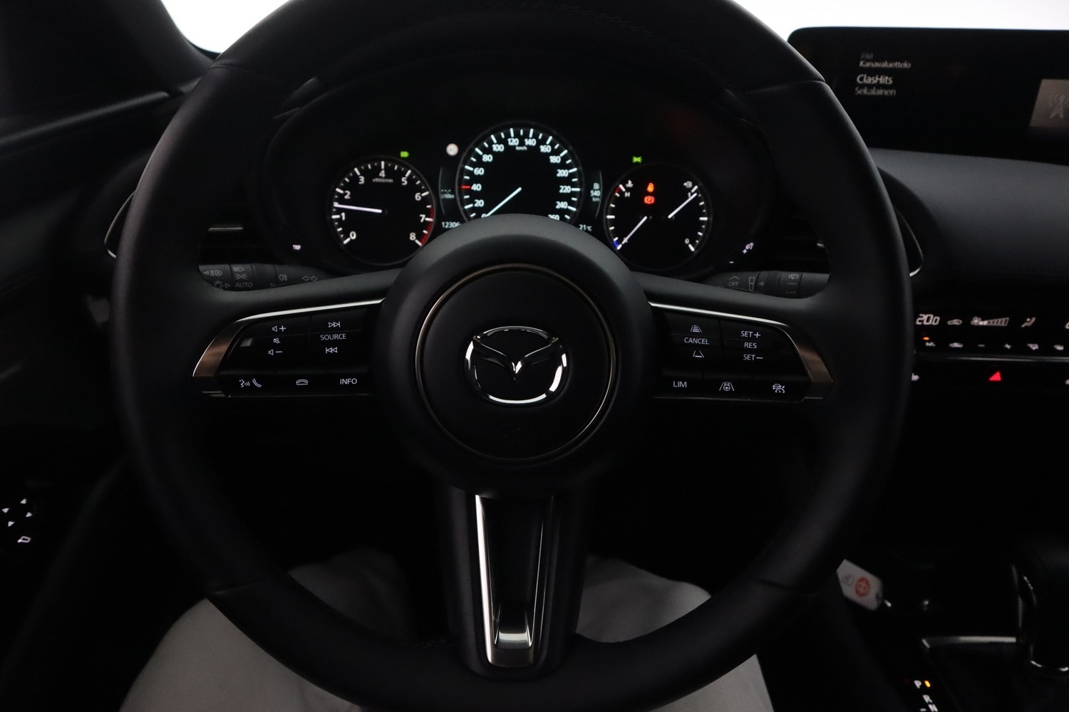 Mazda 3 vaihtoauto