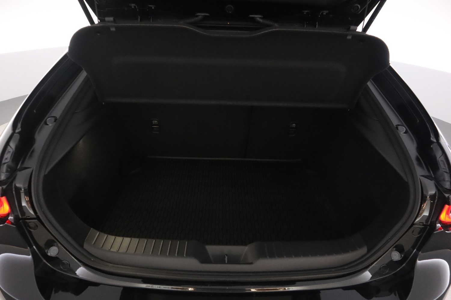 Mazda 3 vaihtoauto