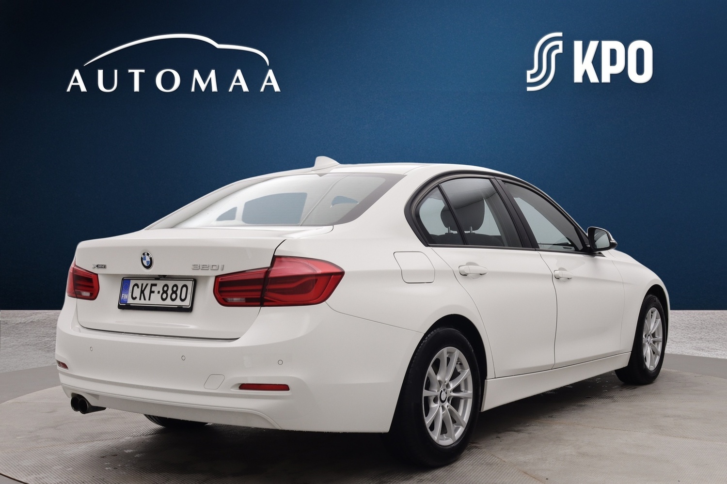 BMW 320 vaihtoauto