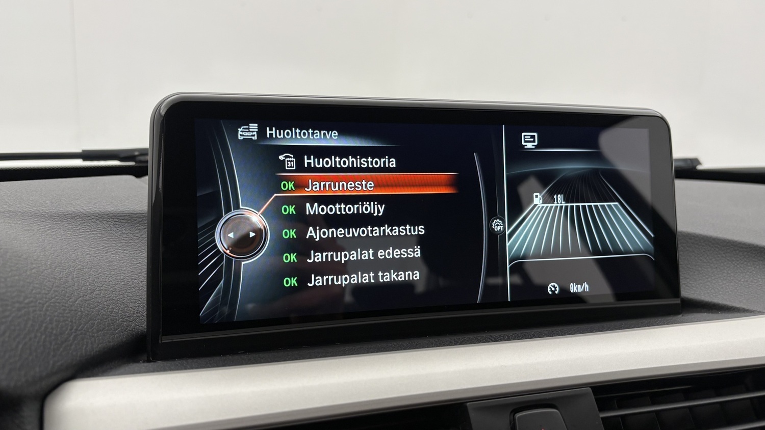 BMW 320 vaihtoauto