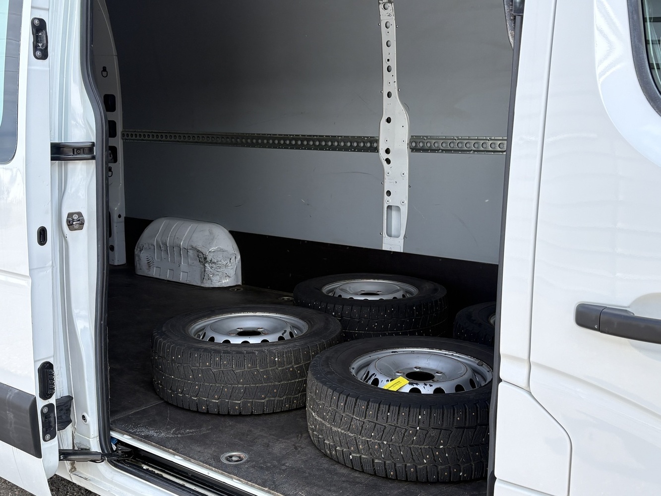Opel Movano vaihtoauto