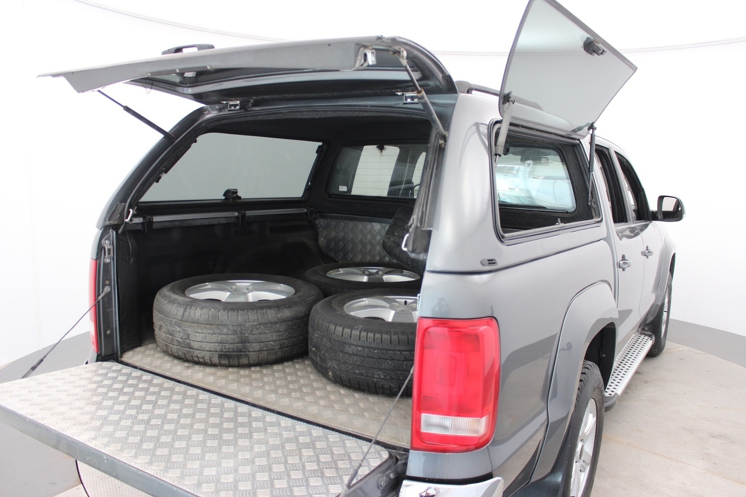 Volkswagen Amarok vaihtoauto