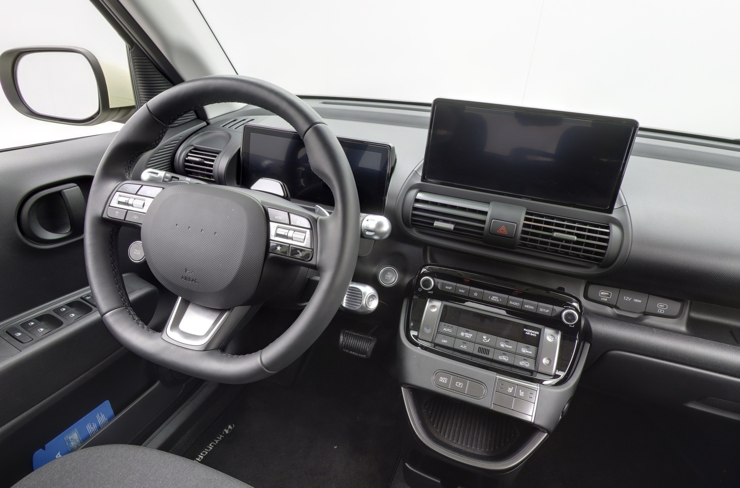 Hyundai INSTER vaihtoauto