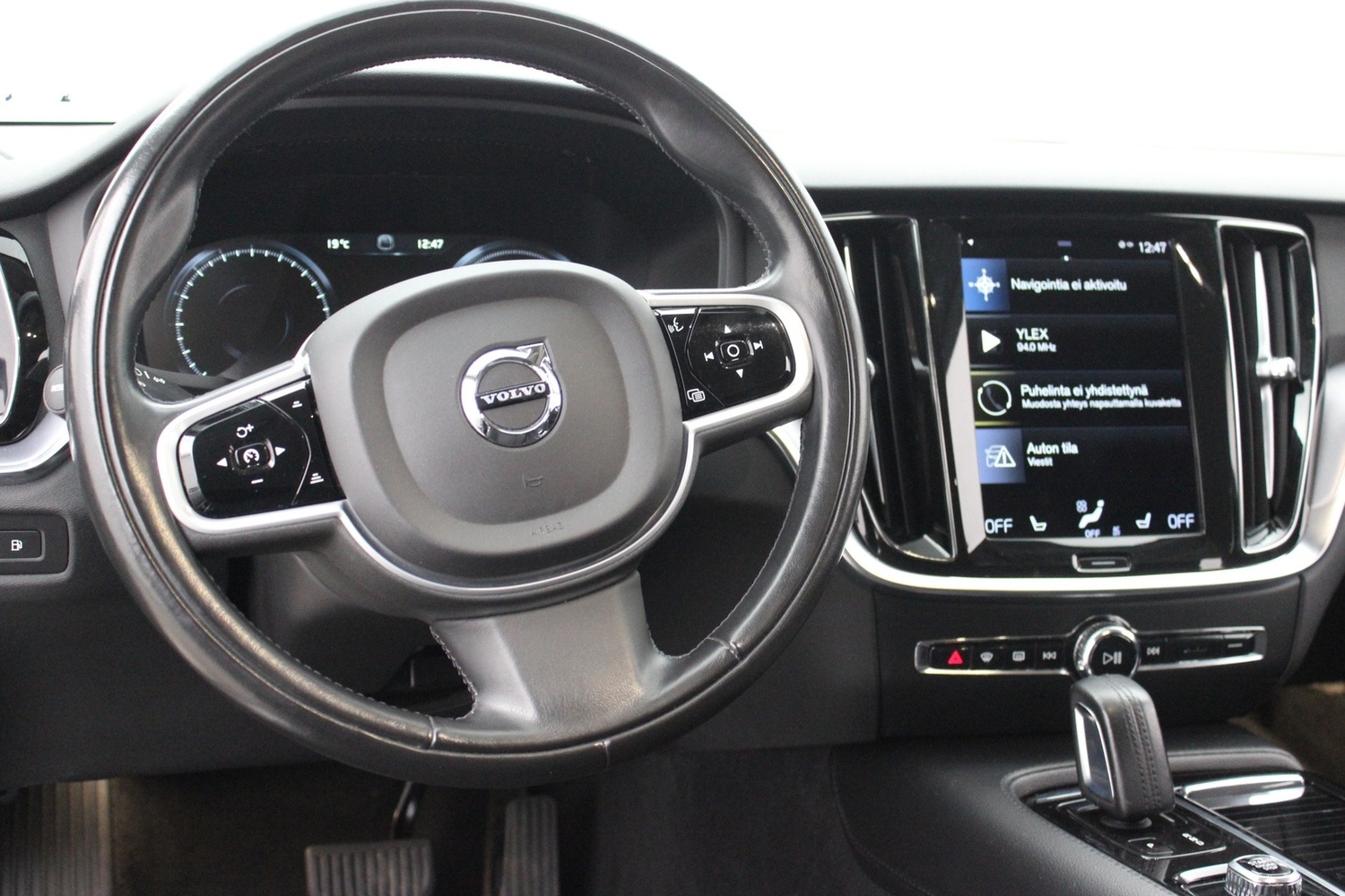 Volvo V60 vaihtoauto