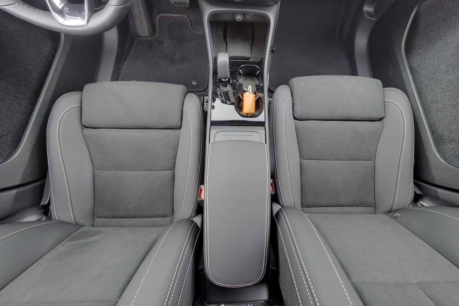 Volvo EX40 vaihtoauto