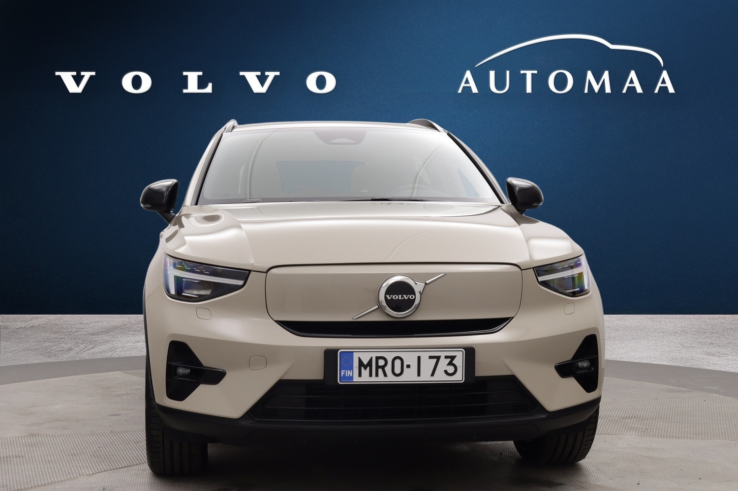 Volvo EX40 vaihtoauto