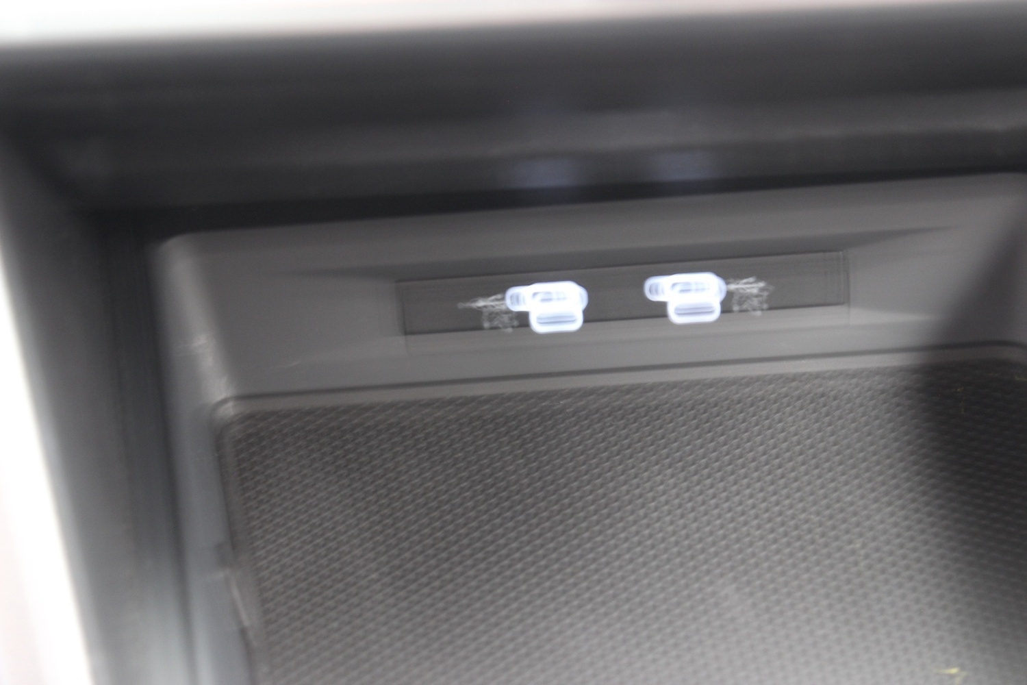 SEAT Leon Sportstourer vaihtoauto