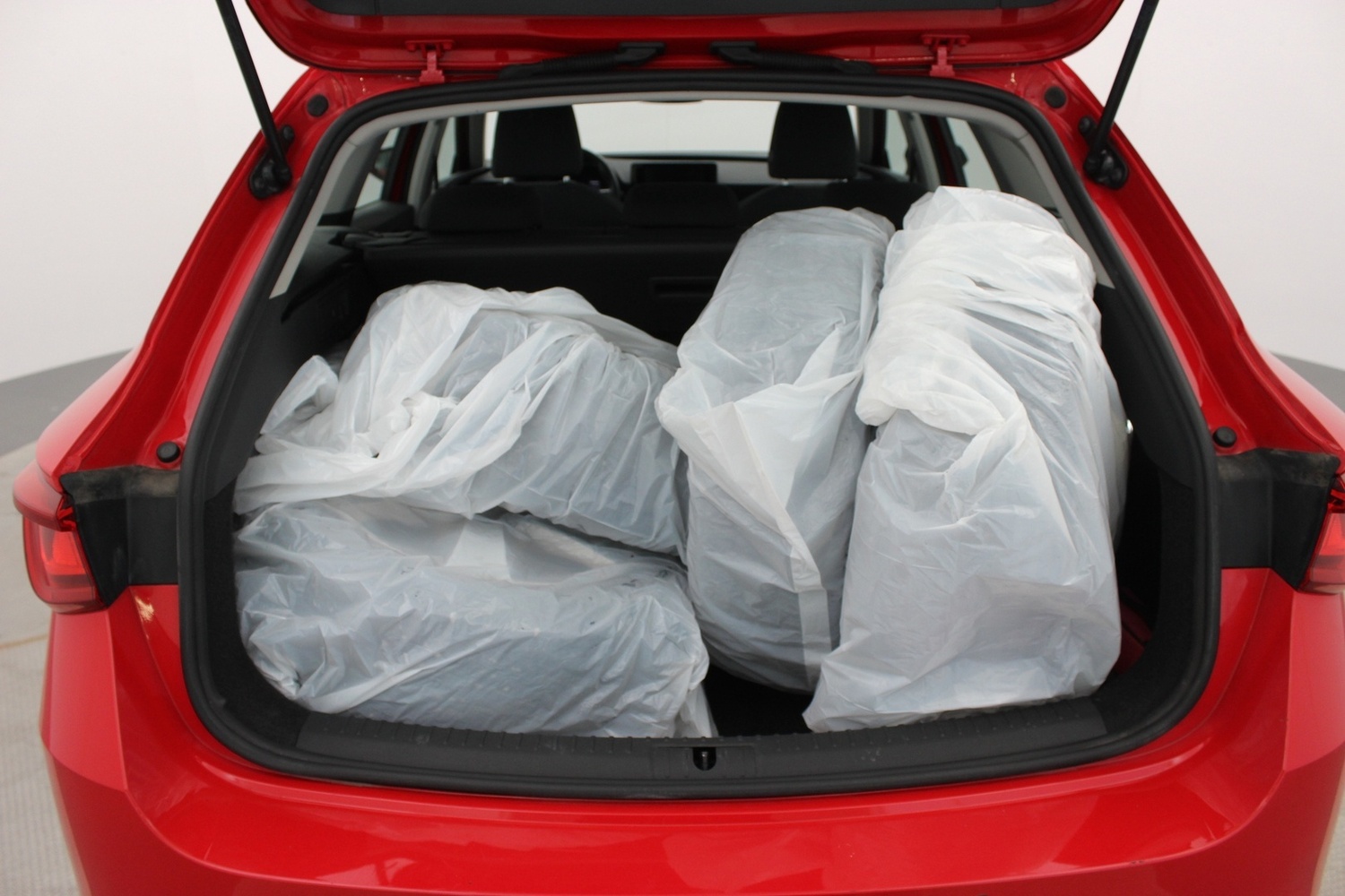 SEAT Leon Sportstourer vaihtoauto