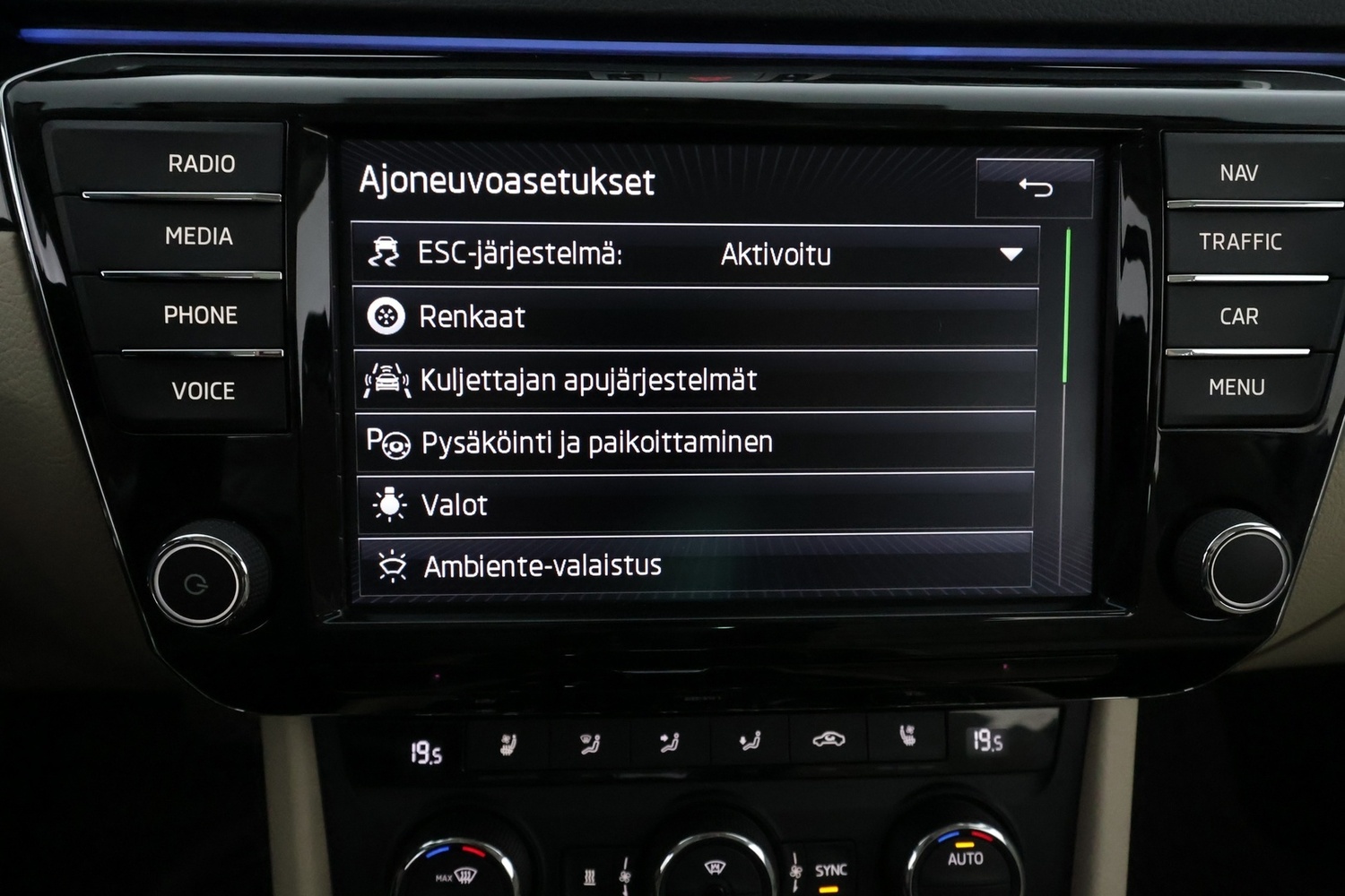 Skoda Superb vaihtoauto