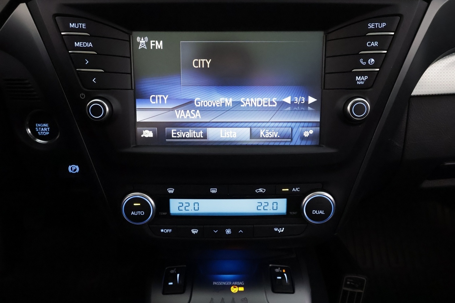Toyota Avensis vaihtoauto