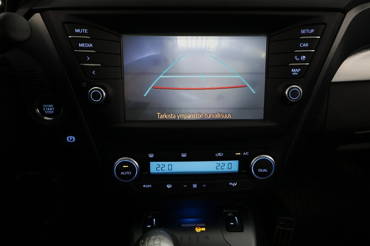Toyota Avensis vaihtoauto