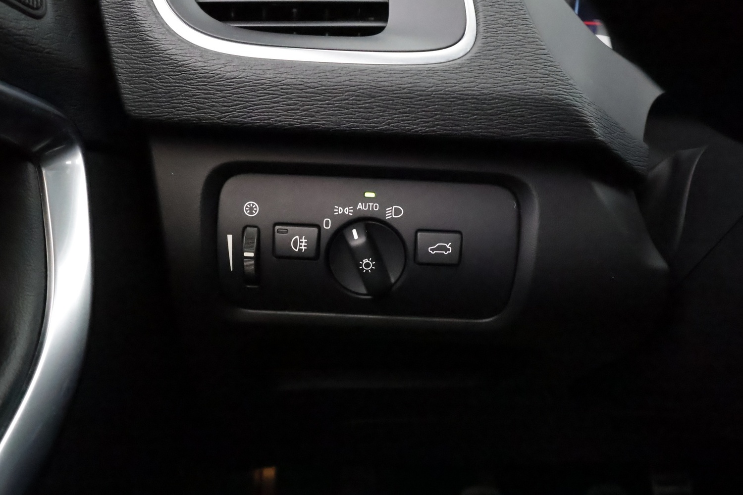 Volvo V40 vaihtoauto
