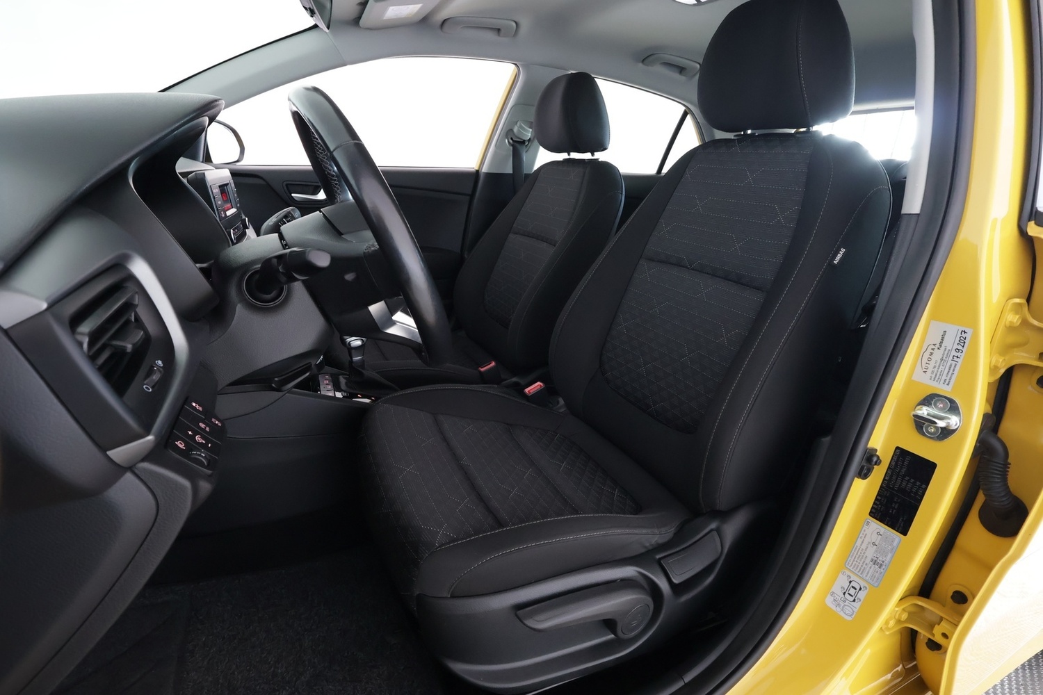 Kia Rio vaihtoauto