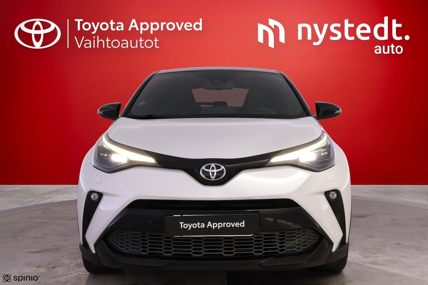 Toyota C-HR vaihtoauto