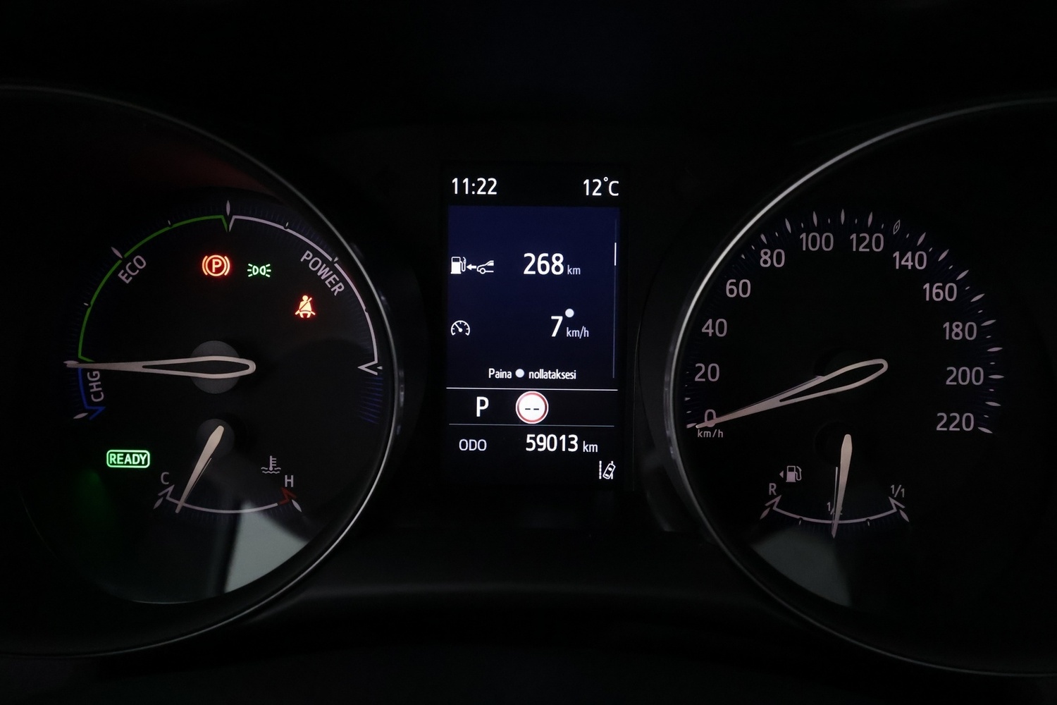 Toyota C-HR vaihtoauto