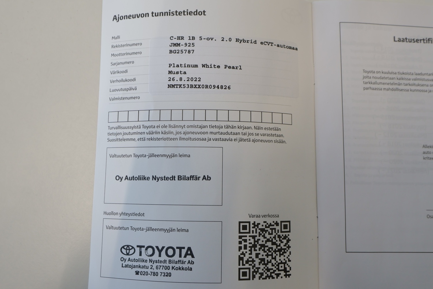 Toyota C-HR vaihtoauto