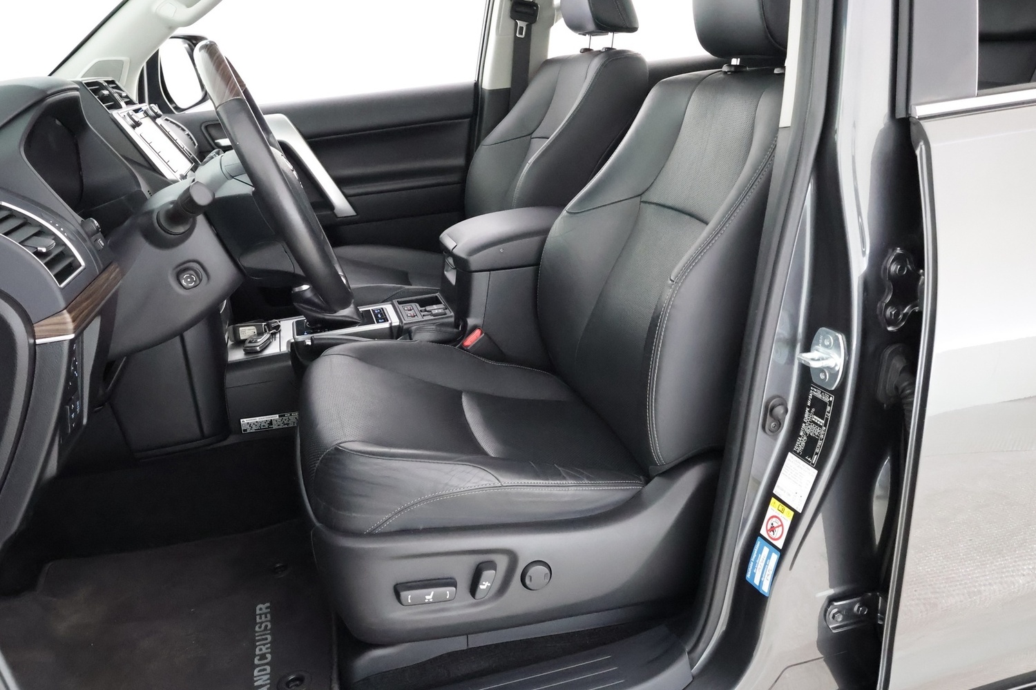 Toyota Land Cruiser vaihtoauto