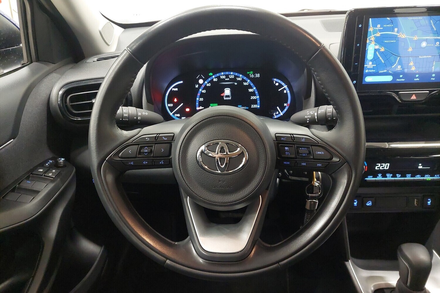 Toyota Yaris Cross vaihtoauto