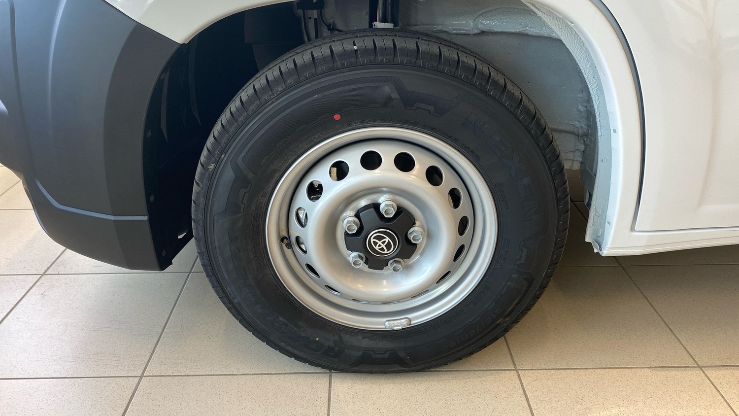 Toyota Proace MAX vaihtoauto
