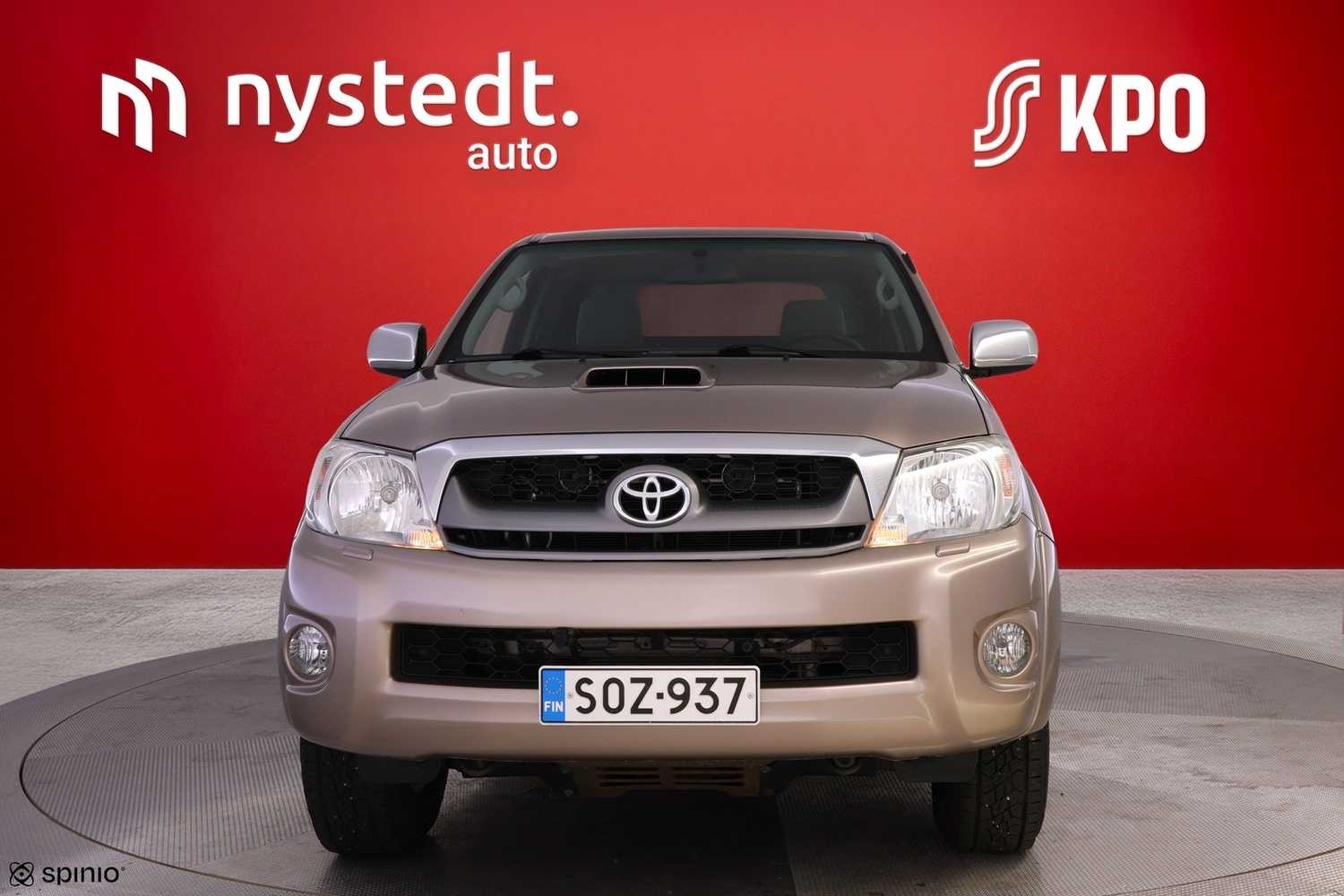 Toyota Hilux vaihtoauto