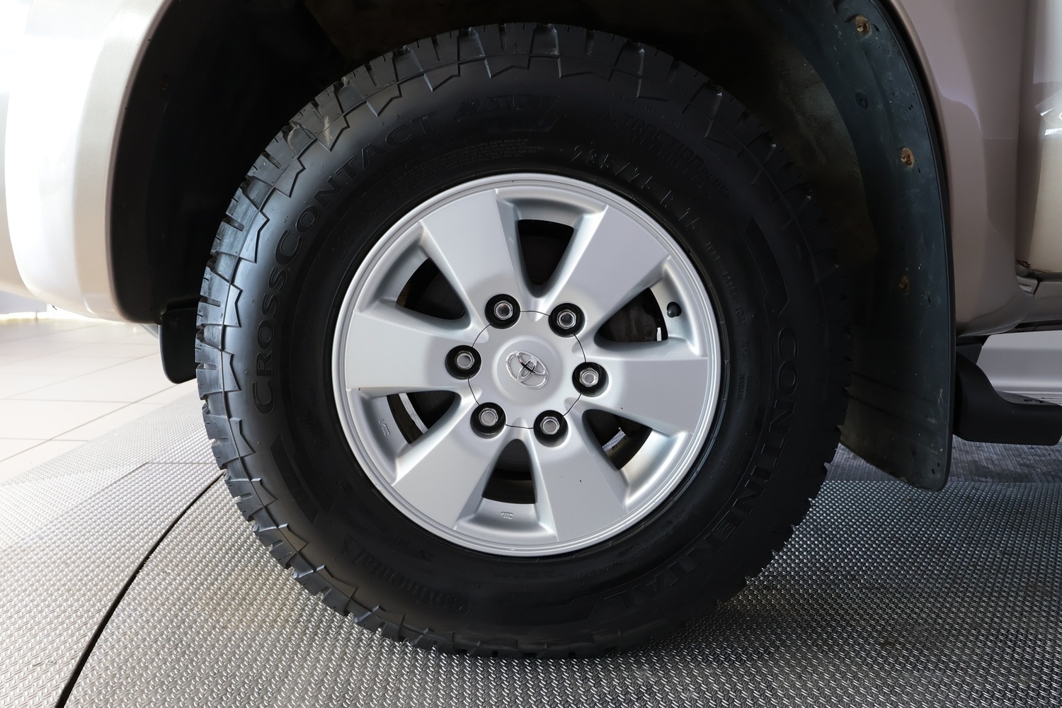 Toyota Hilux vaihtoauto