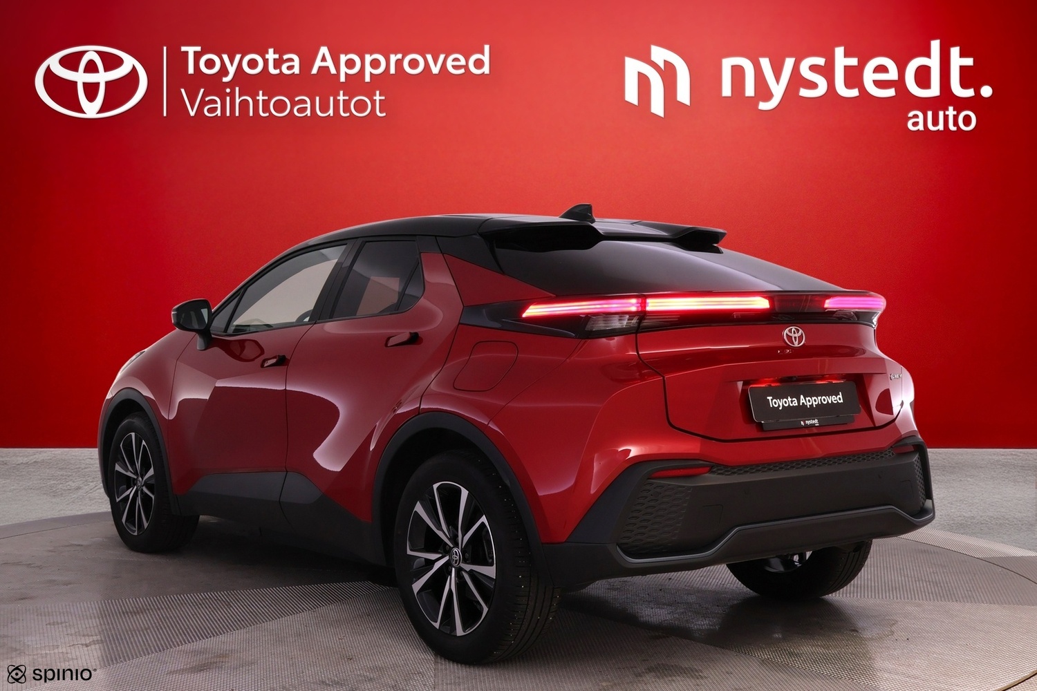 Toyota C-HR vaihtoauto