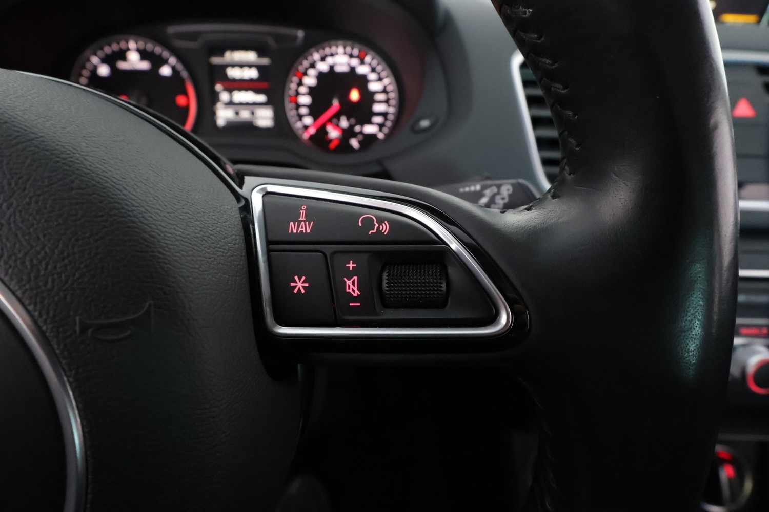 Audi Q3 vaihtoauto