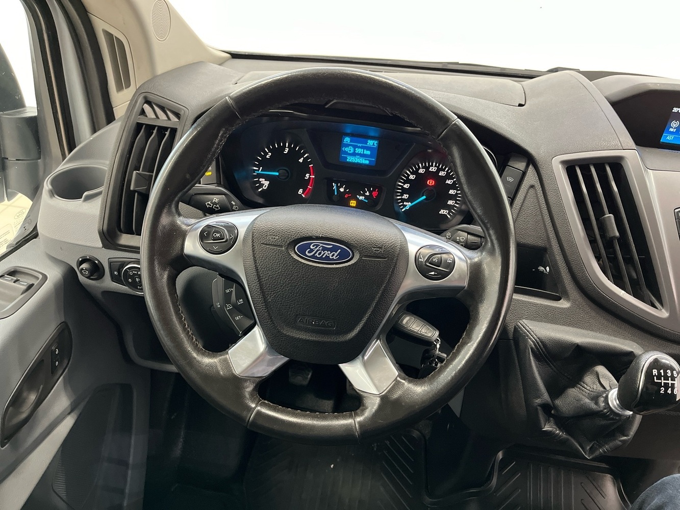 Ford Transit vaihtoauto