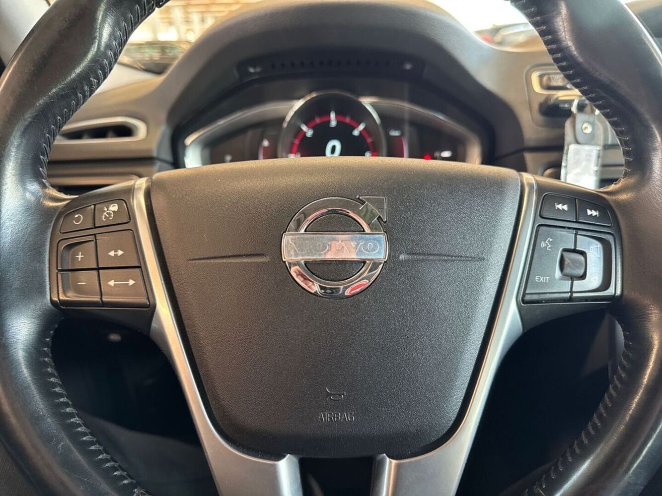 Volvo XC70 vaihtoauto