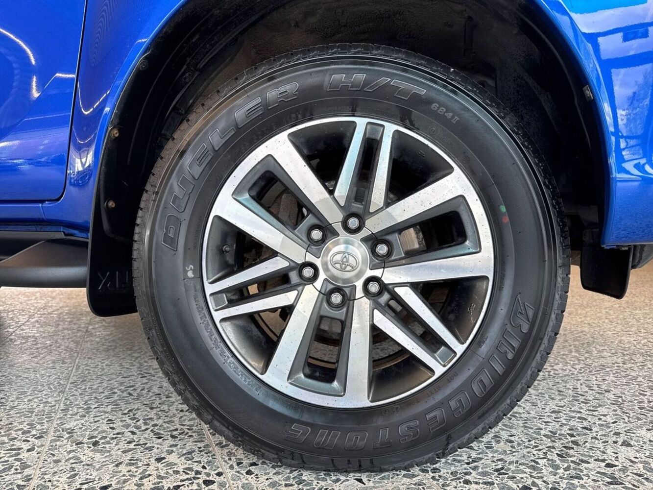 Toyota Hilux vaihtoauto