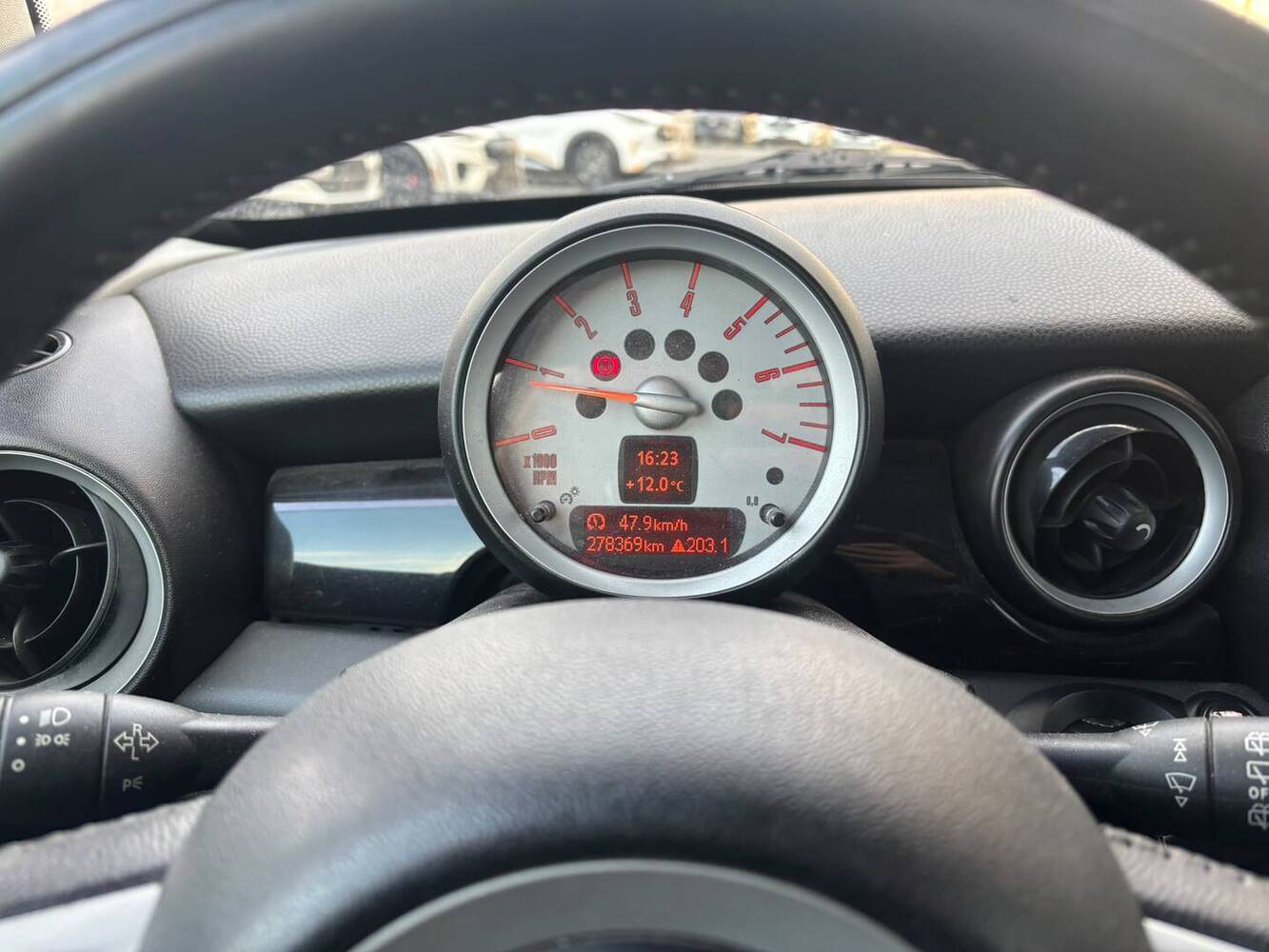 Mini Cooper vaihtoauto