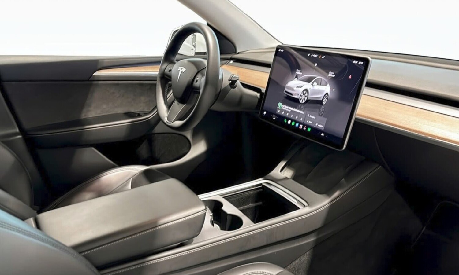 Tesla Model Y vaihtoauto